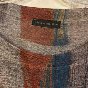 Nally & Millie usa Women’s Brush Stroke Grey sweater Top